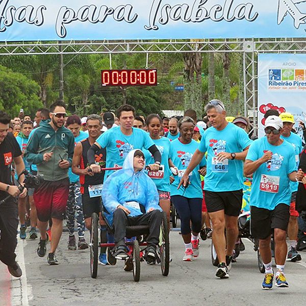 Atletas com deficiência na largada da 6ª edição